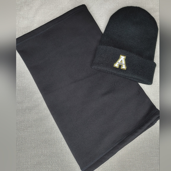 Other - APPALACHAIN TOBOGGAN AND SUNMECI NECK GAITOR BUNDLE